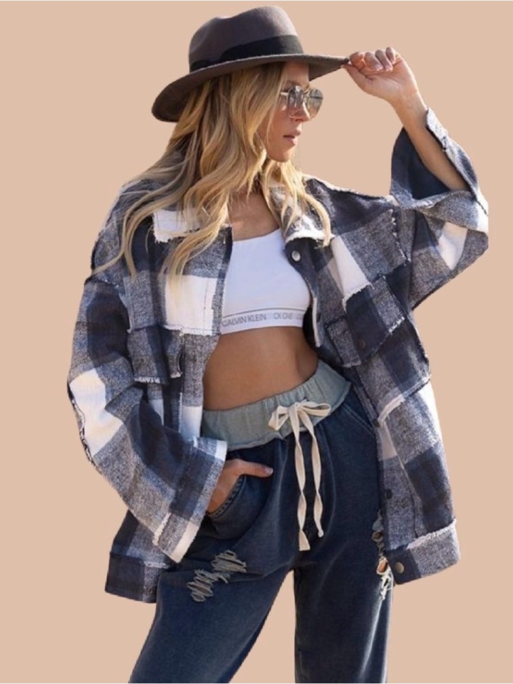 POL Oversized Navy and White Plaid Button-Down Shirt Jacket Medium